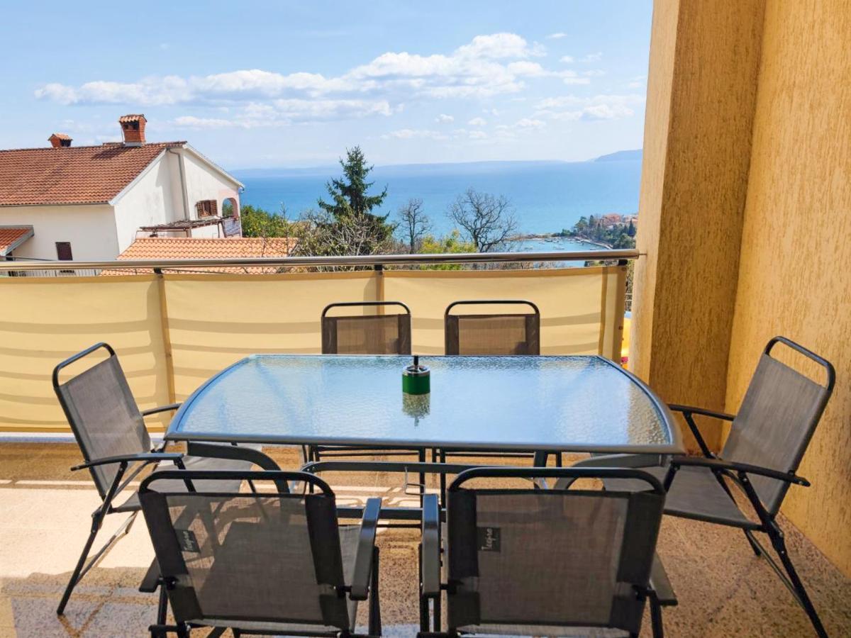 Seaview Apartment Lea Ičići Buitenkant foto