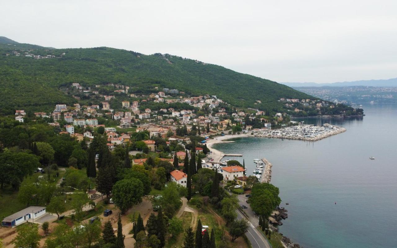 Seaview Apartment Lea Ičići Buitenkant foto